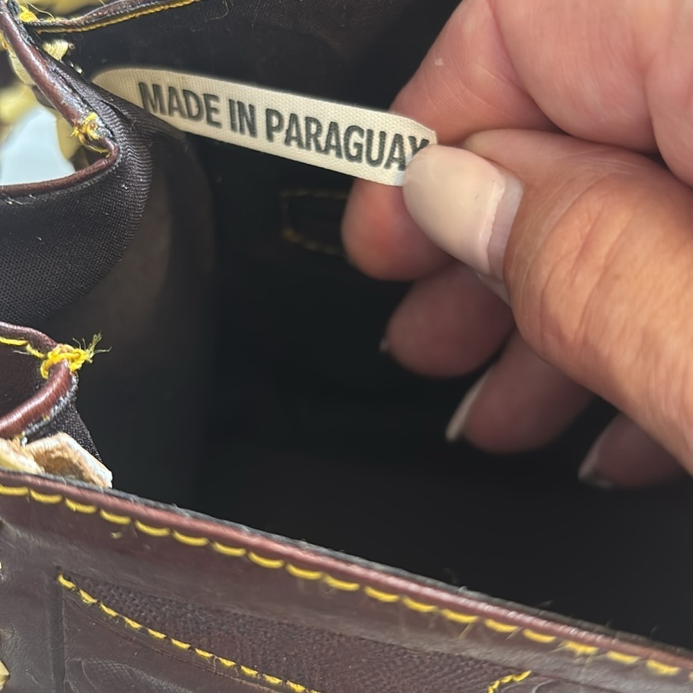 BROWN AND YELLOW LEATHER HAND BAG DETAILS ARE UNIQUE AND CHIC MADE IN PARAGUAY - Picture 9 of 13
